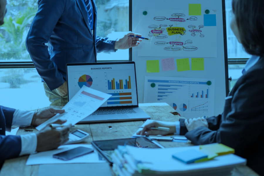 ¿Cómo comparar agencias que ofrecen estrategias de introducción al mercado en Guatemala?